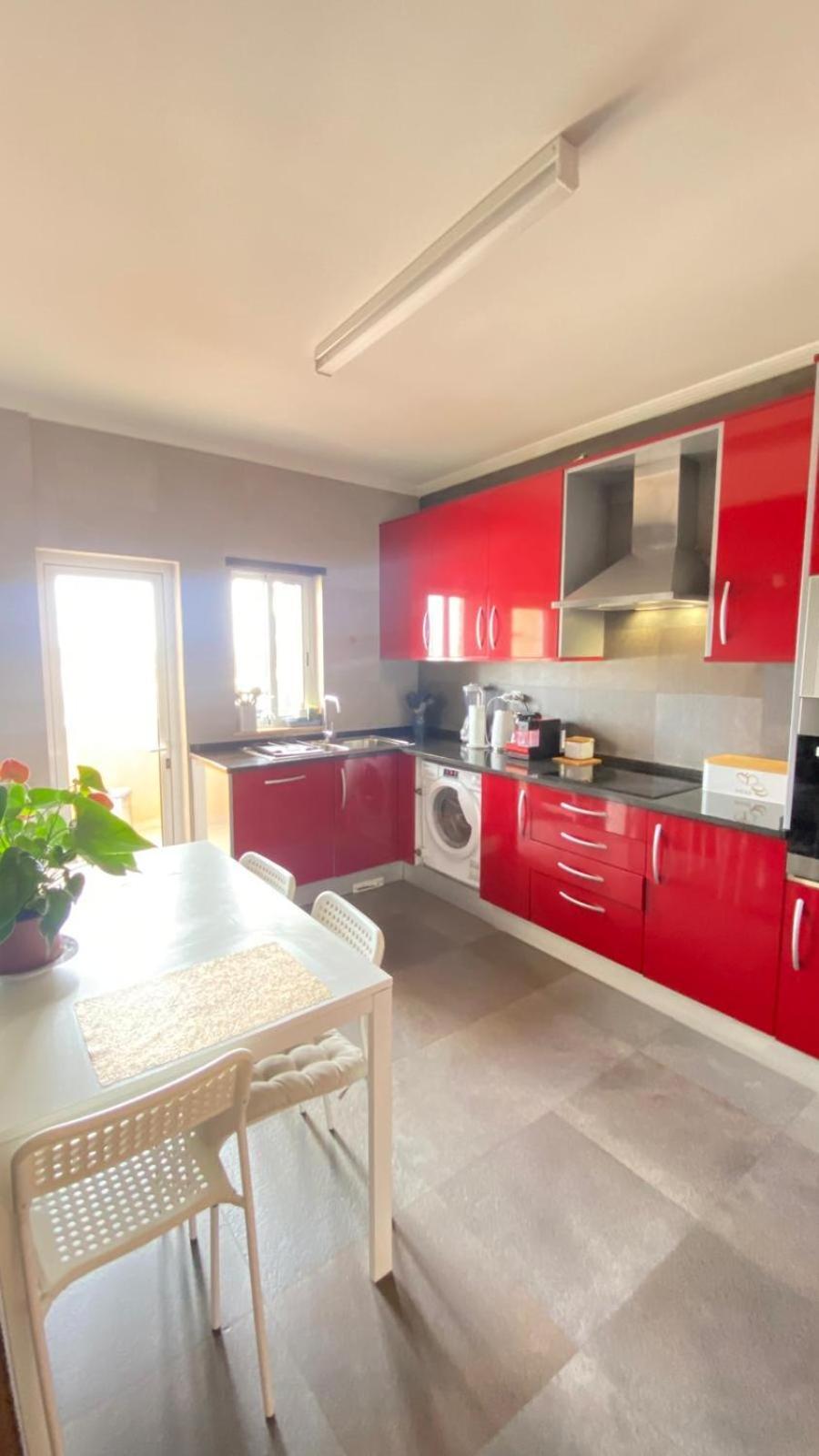 Rooms In Faro Close To Airport Exterior photo